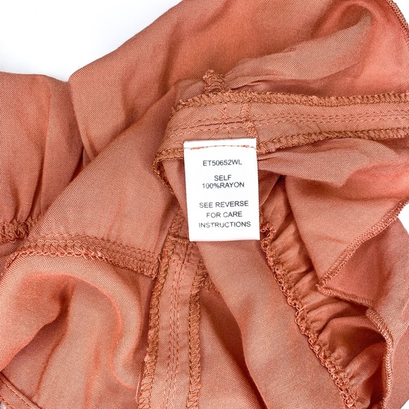 ALTAR’D STATE Large Crop Top with White Embroidered Detail and Ruffle Hem - Picture 4 of 4